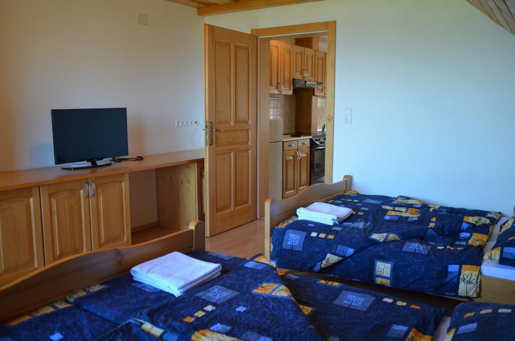 Apartmaji Srnca Cerkno Luaran gambar